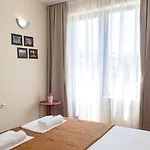 Beachfront Bliss-1br Sea View Flat In Golden Sands By Flat Mаnаger * Warna