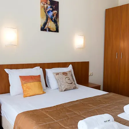 Apartment Beachfront Bliss-1br Sea View Flat In Golden Sands By Flat Mаnаger Warna