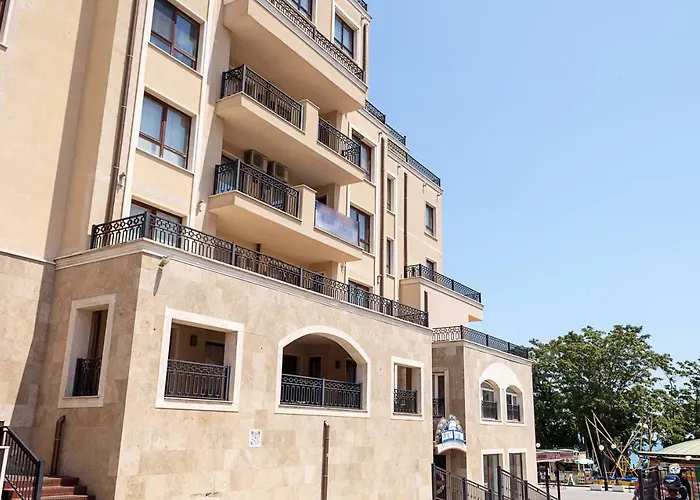 شقة Beachfront Bliss-1br Sea View Flat In Golden Sands By Flat Mаnаger فارنا